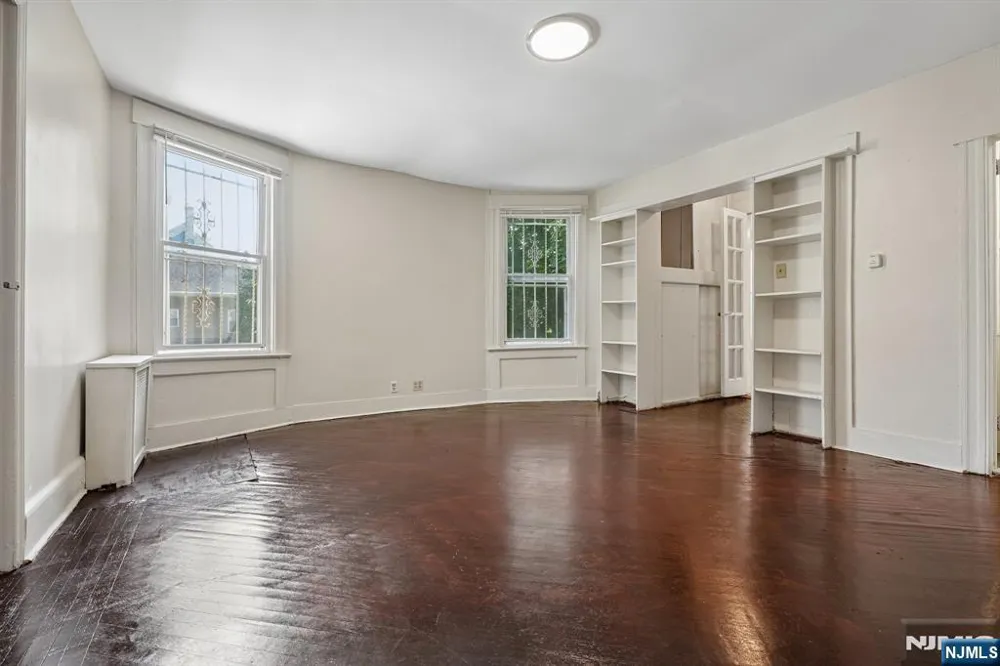 14-16 Scheerer Avenue Newark, NJ 07112