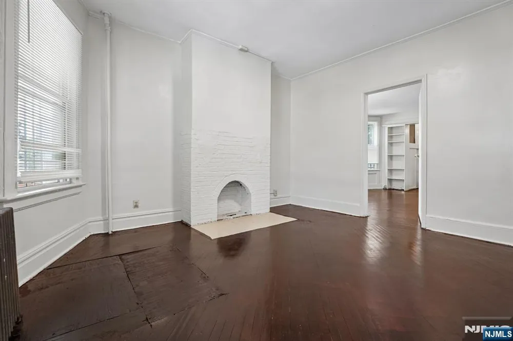 14-16 Scheerer Avenue Newark, NJ 07112