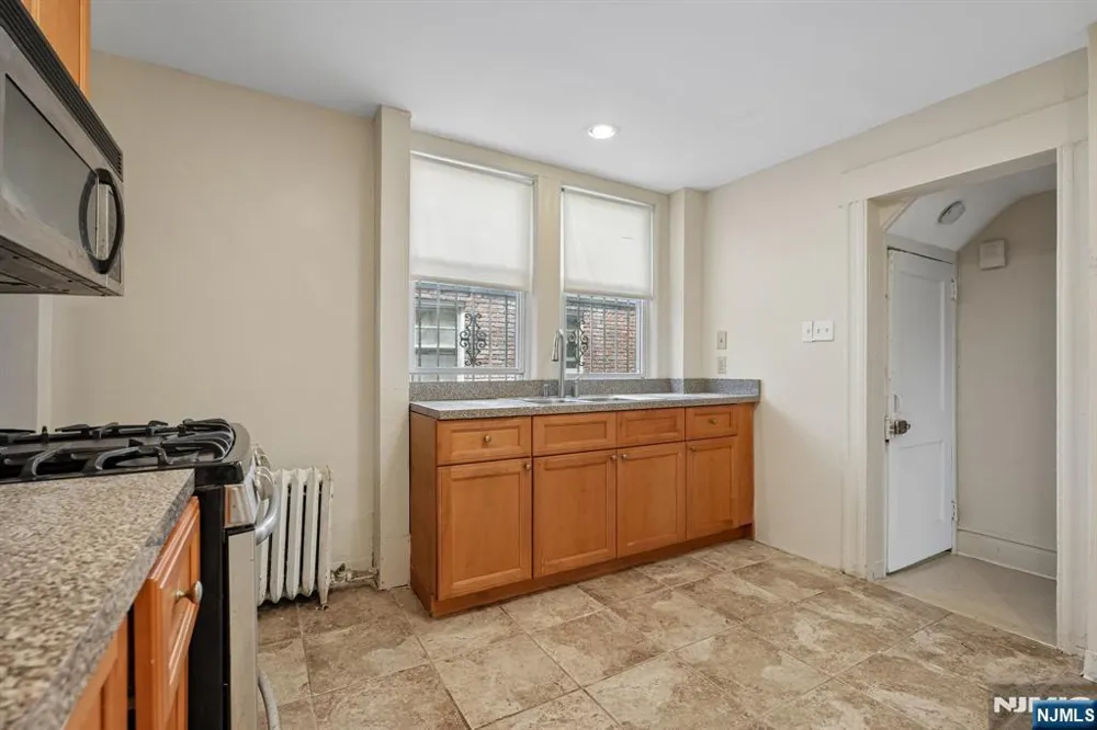 14-16 Scheerer Avenue Newark, NJ 07112
