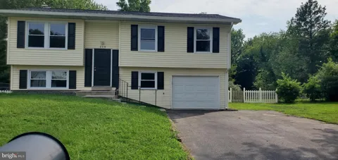 229 BARKSDALE AVENUE