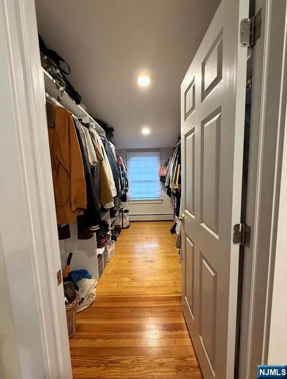 837 Circle Avenue Franklin Lakes, NJ 07417