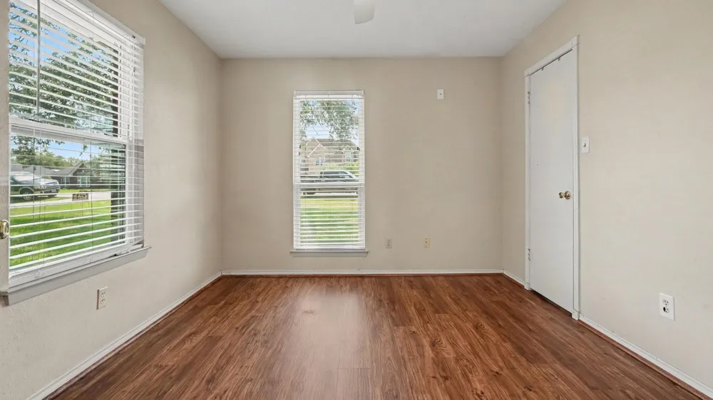 3119 Kathleen Drive Mont Belvieu, TX 77523