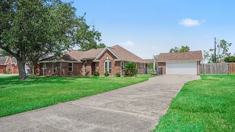 3119 Kathleen Drive Mont Belvieu, TX 77523