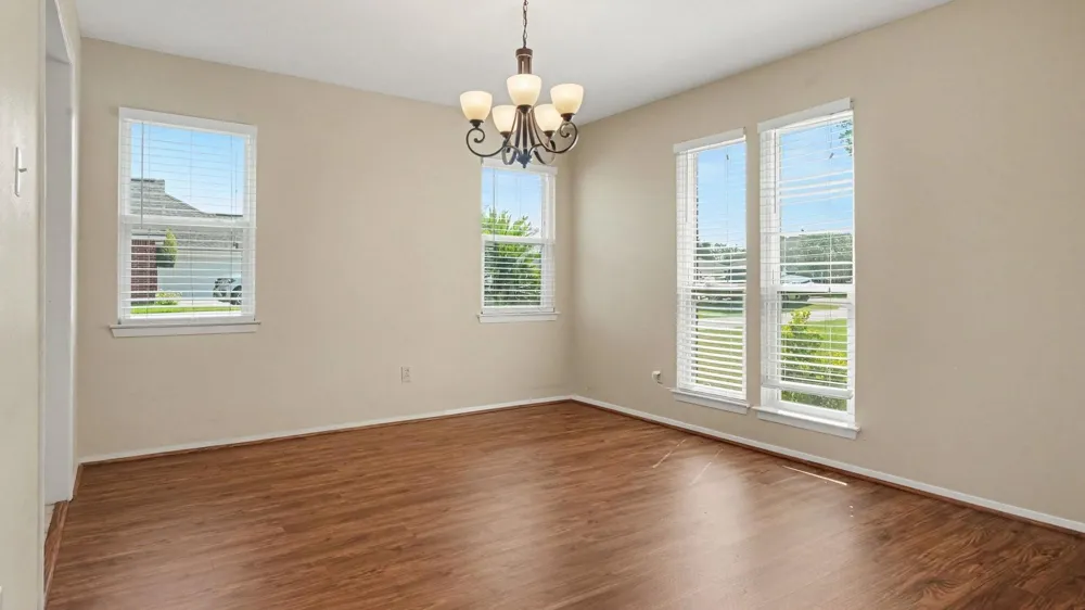 3119 Kathleen Drive Mont Belvieu, TX 77523