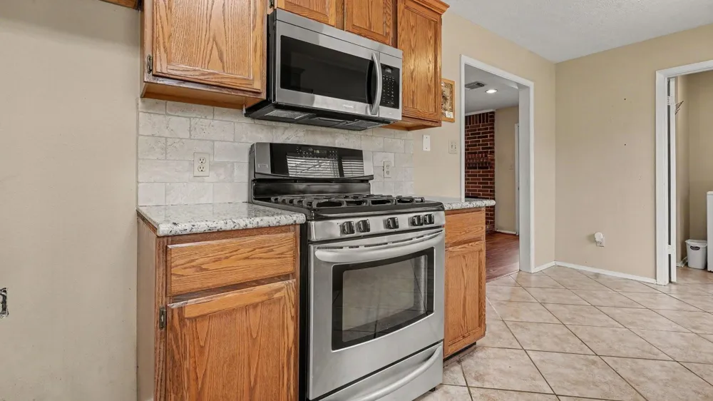 3119 Kathleen Drive Mont Belvieu, TX 77523