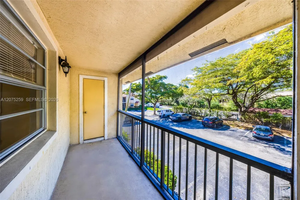1237 SW 46th Ave #806 Pompano Beach, FL 33069