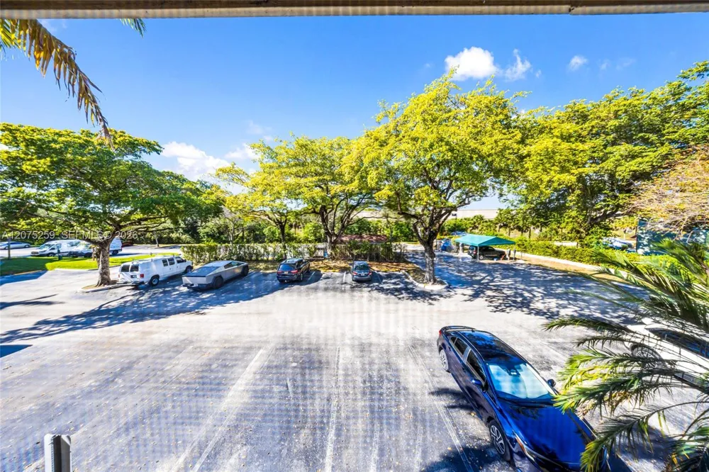 1237 SW 46th Ave #806 Pompano Beach, FL 33069