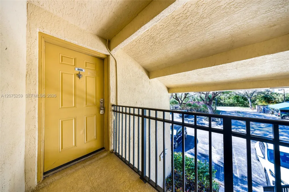 1237 SW 46th Ave #806 Pompano Beach, FL 33069