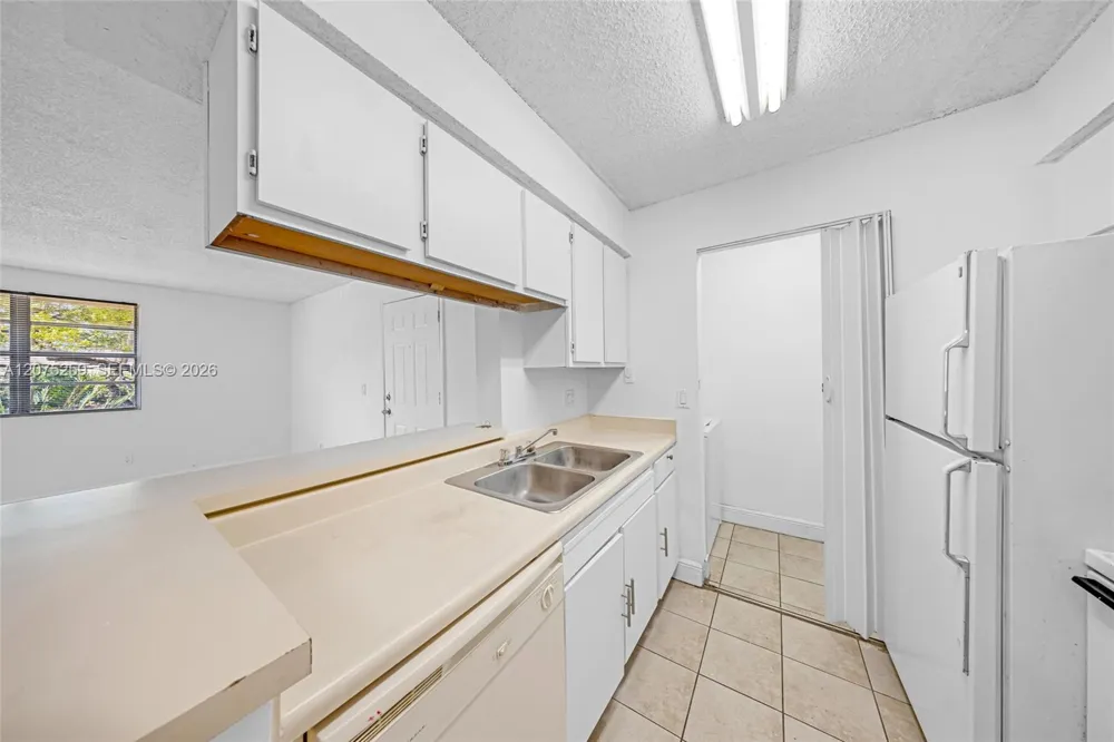 1237 SW 46th Ave #806 Pompano Beach, FL 33069
