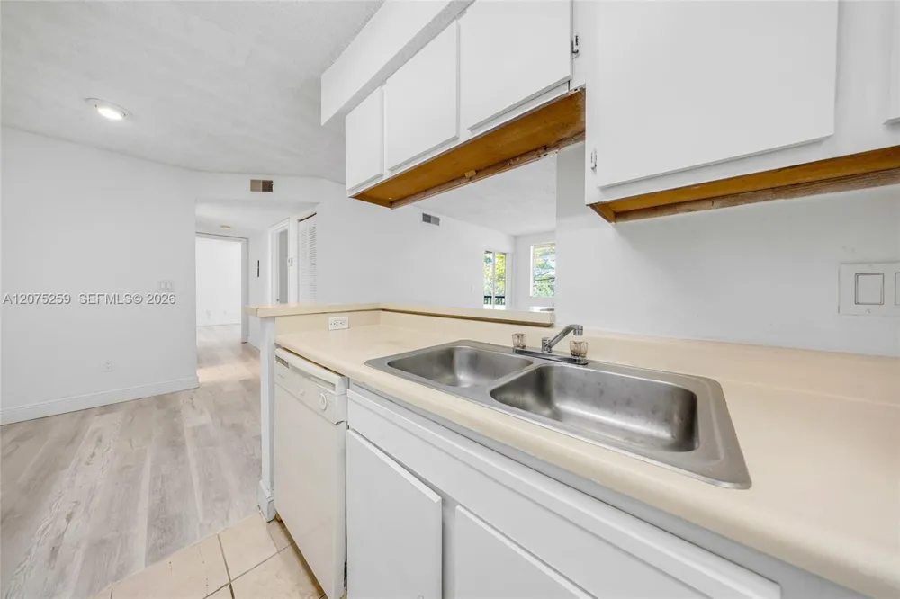 1237 SW 46th Ave #806 Pompano Beach, FL 33069