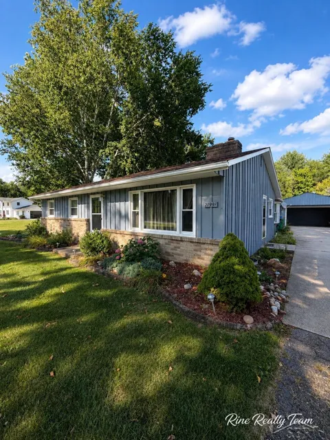 21991 Huron River Drive