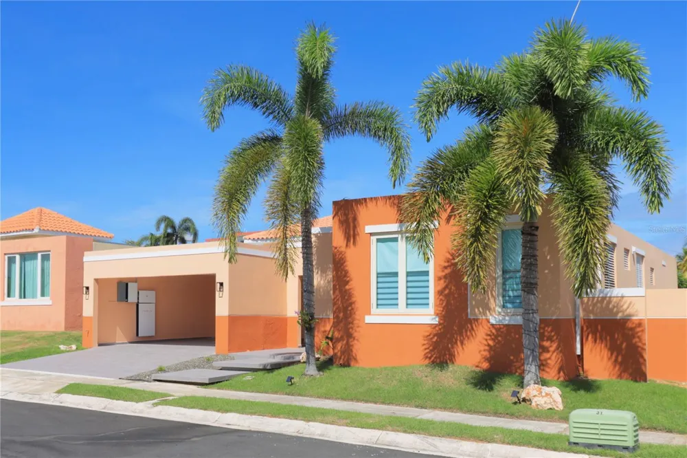 a-8 ICACOS Manati, PR 00674