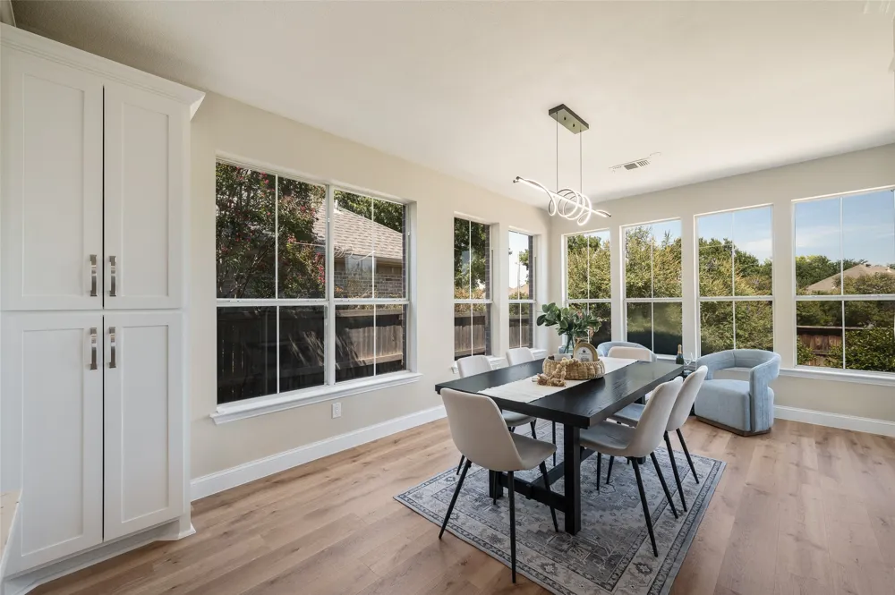 2710 Cobblestone Drive Grapevine, TX 76051
