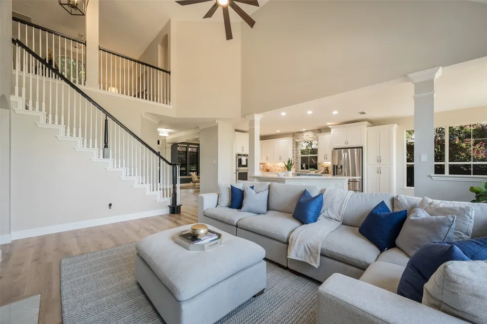2710 Cobblestone Drive Grapevine, TX 76051