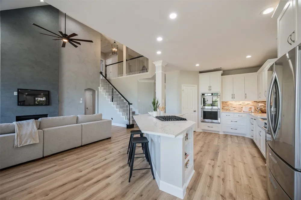 2710 Cobblestone Drive Grapevine, TX 76051