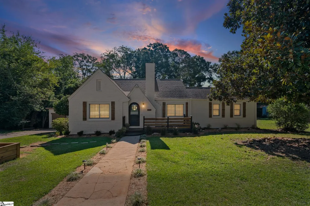 909 W Georgia Road Woodruff, SC 29388