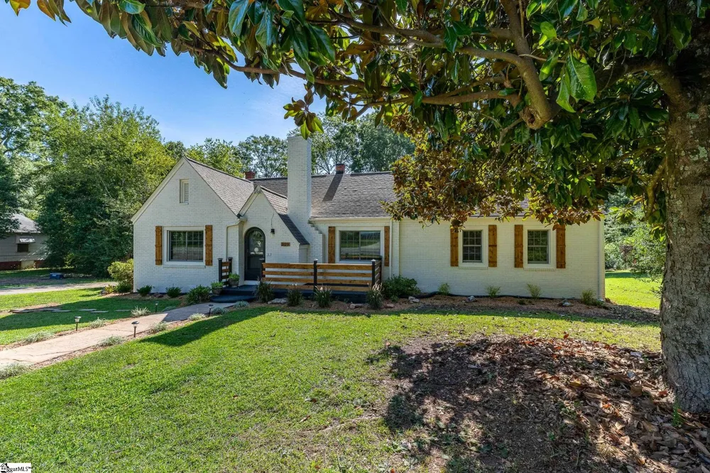 909 W Georgia Road Woodruff, SC 29388