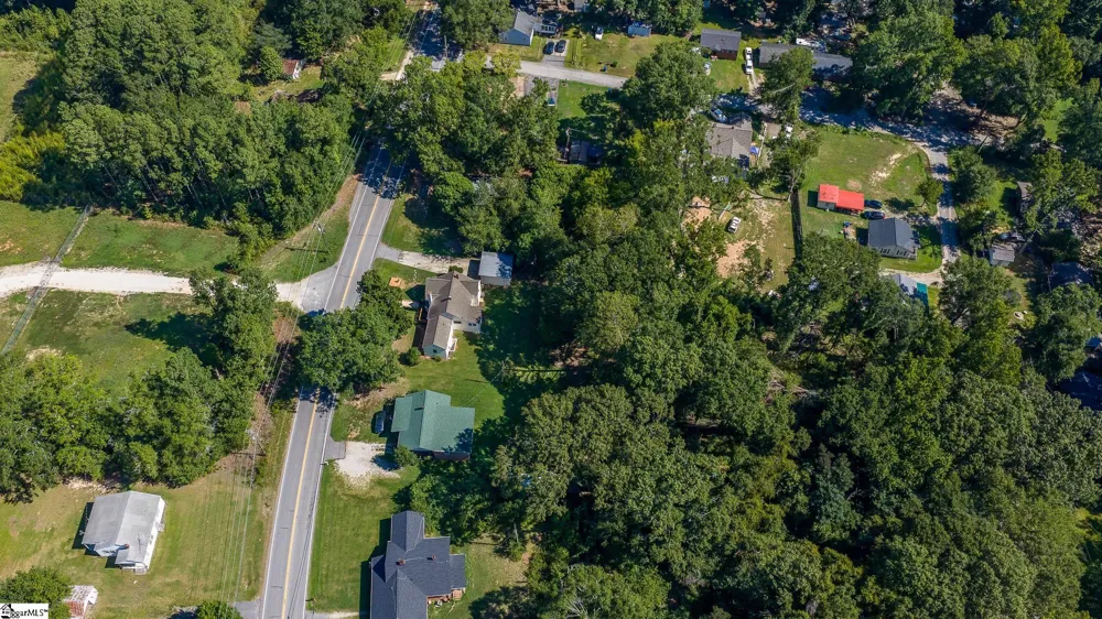 909 W Georgia Road Woodruff, SC 29388