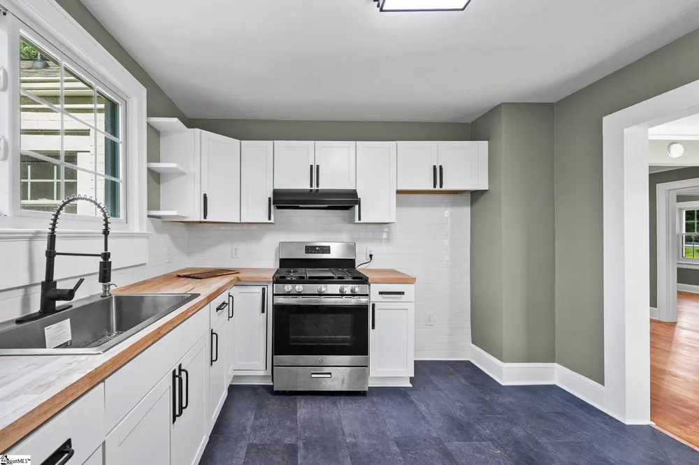 909 W Georgia Road Woodruff, SC 29388