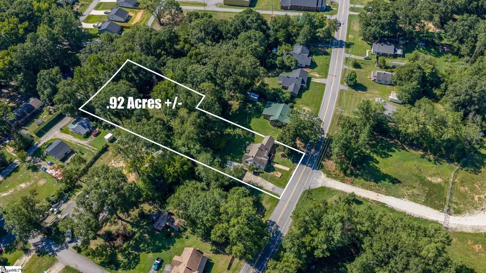 909 W Georgia Road Woodruff, SC 29388