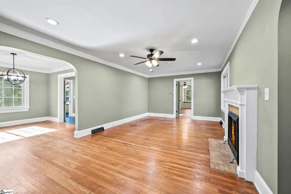 909 W Georgia Road Woodruff, SC 29388
