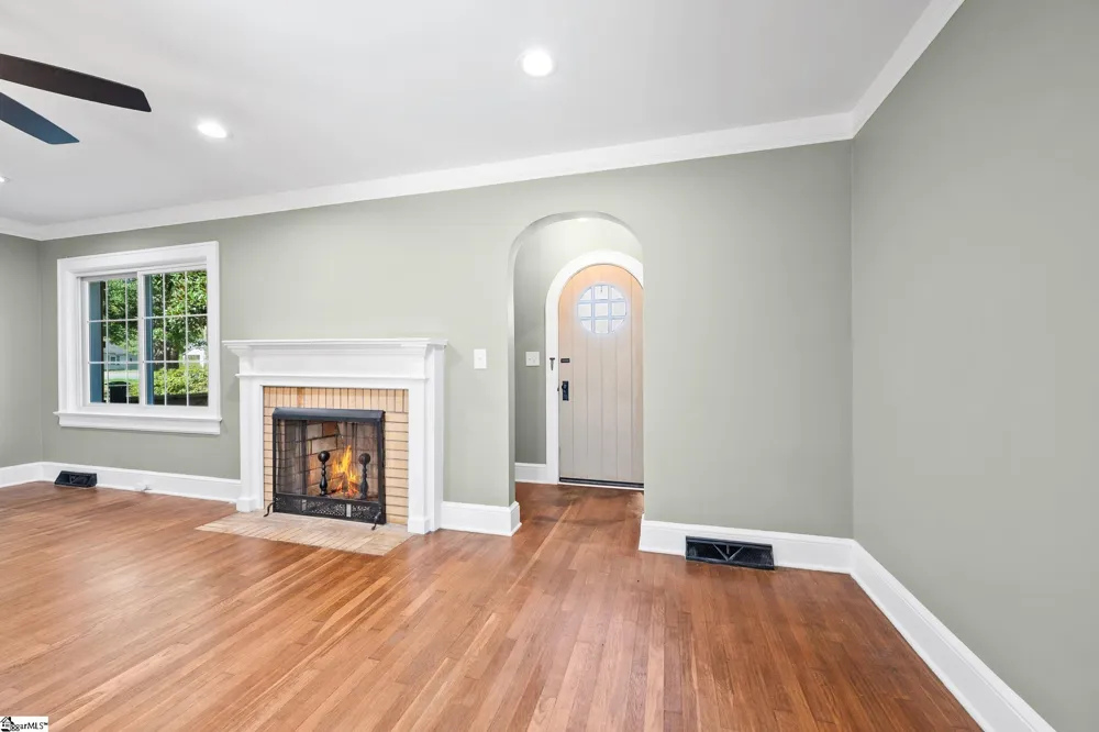 909 W Georgia Road Woodruff, SC 29388
