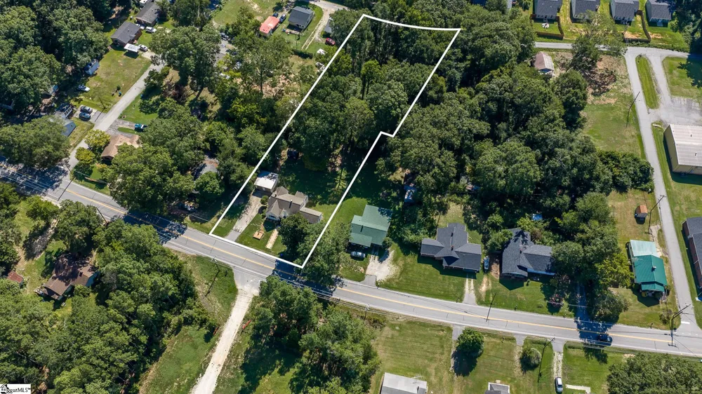 909 W Georgia Road Woodruff, SC 29388