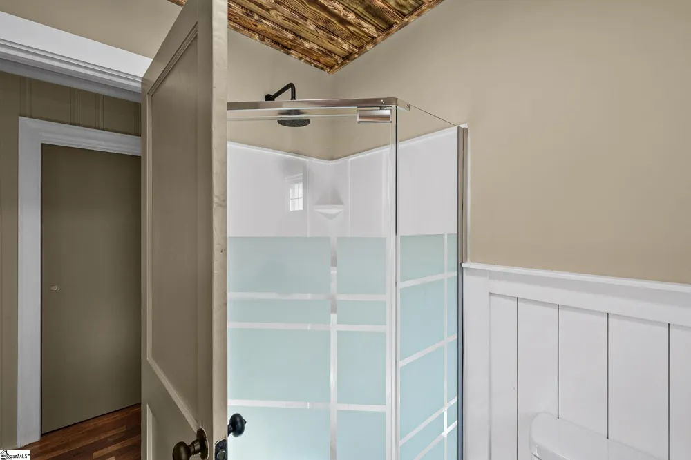 909 W Georgia Road Woodruff, SC 29388