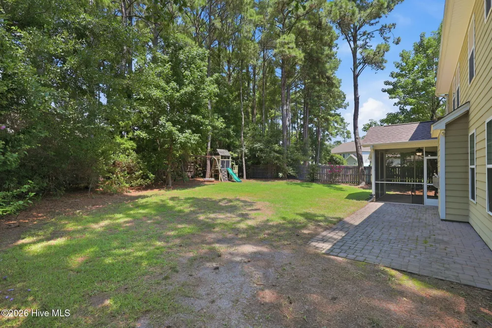 415 Canvasback Lane Sneads Ferry, NC 28460