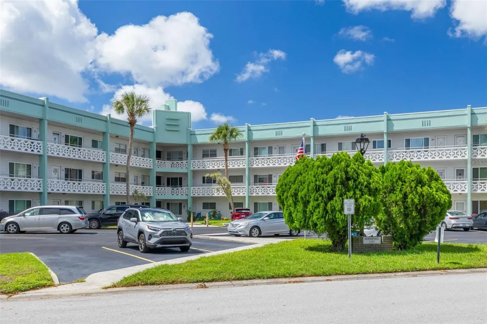 2455 FINLANDIA LANE #63 Clearwater, FL 33763
