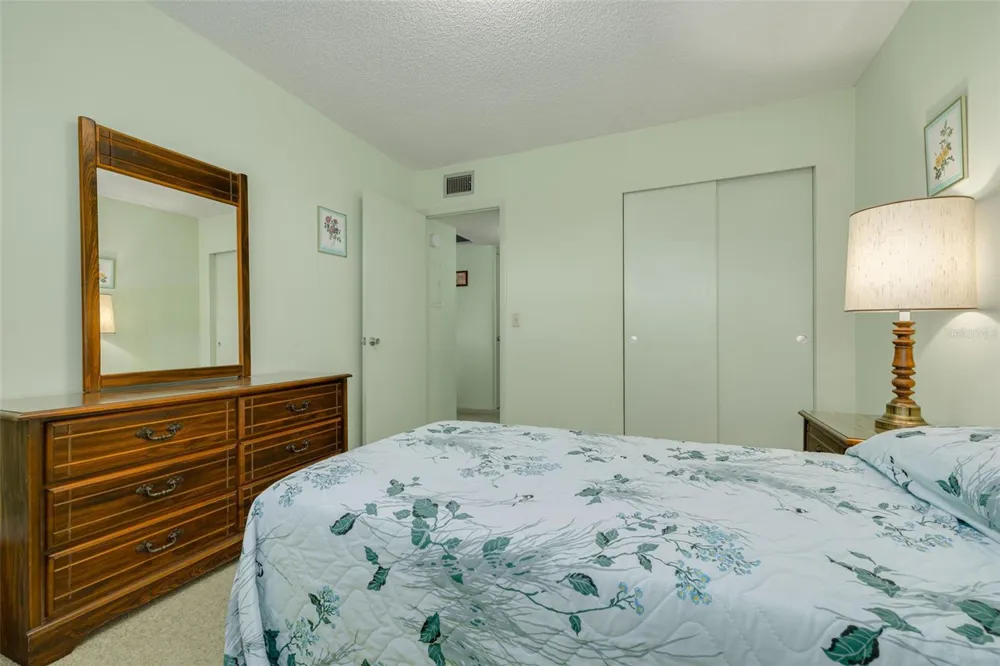 2455 FINLANDIA LANE #63 Clearwater, FL 33763