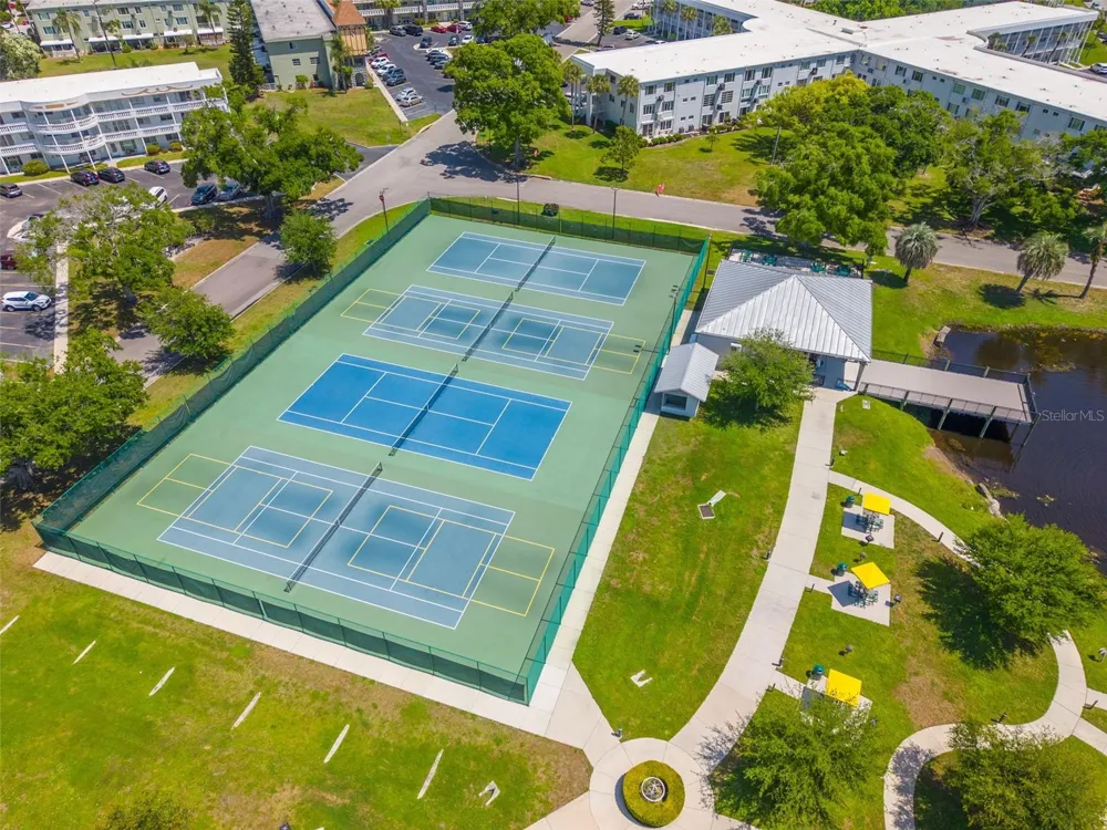 2455 FINLANDIA LANE #63 Clearwater, FL 33763