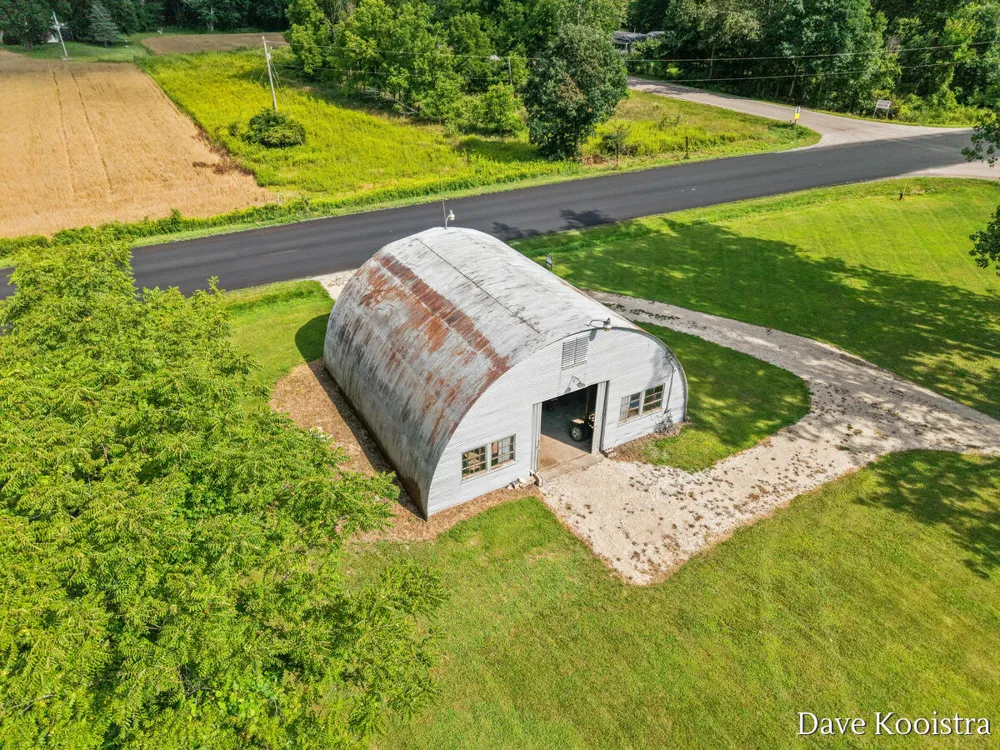 3606 30th Street Hamilton, MI 49419