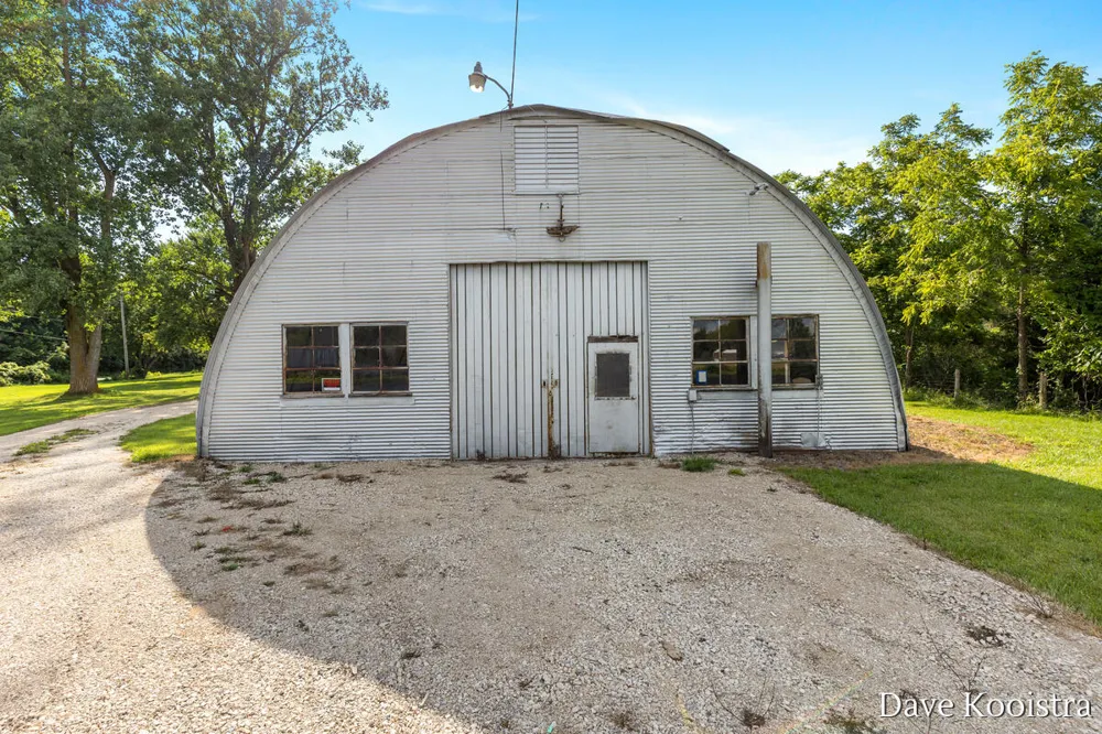 3606 30th Street Hamilton, MI 49419