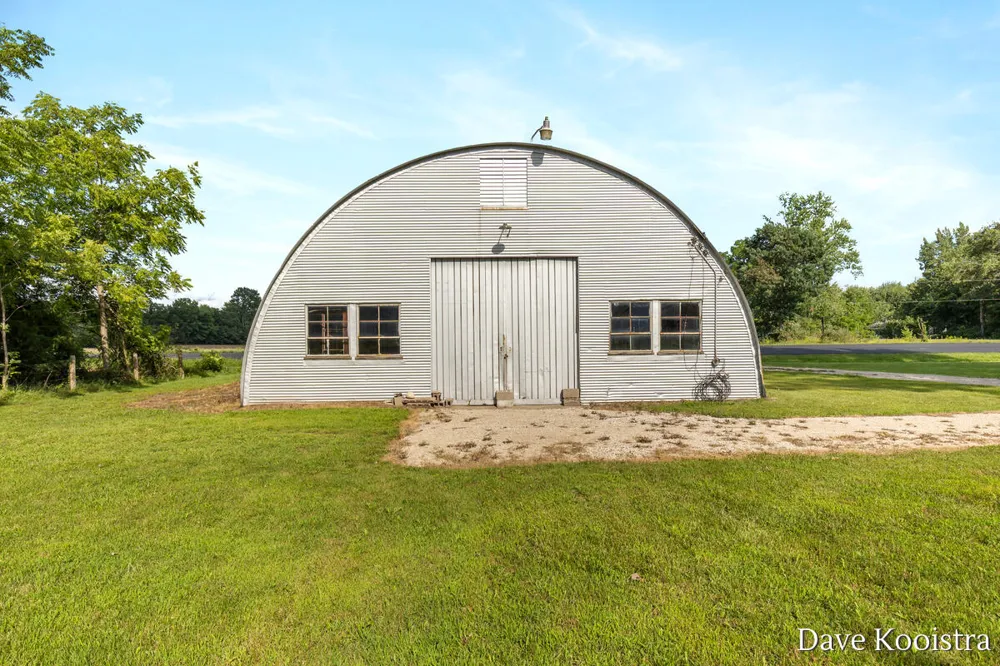 3606 30th Street Hamilton, MI 49419