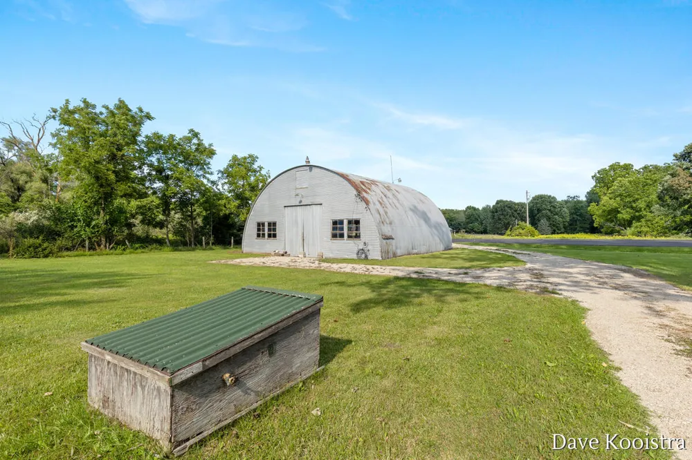 3606 30th Street Hamilton, MI 49419