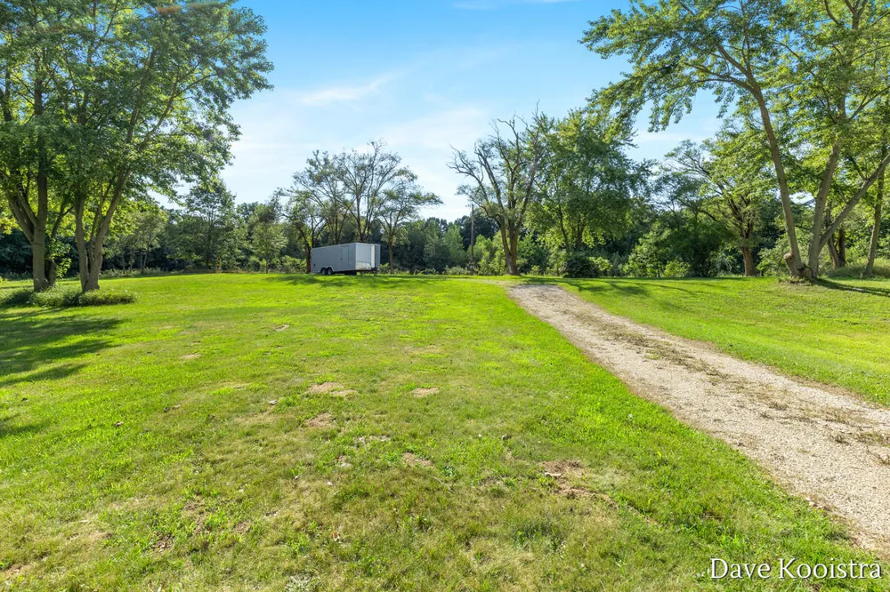 3606 30th Street Hamilton, MI 49419