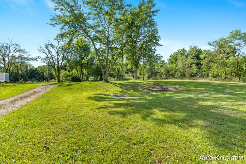 3606 30th Street Hamilton, MI 49419