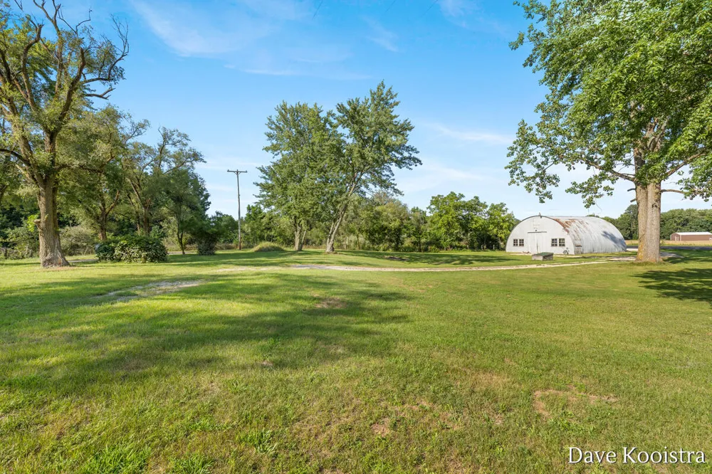 3606 30th Street Hamilton, MI 49419