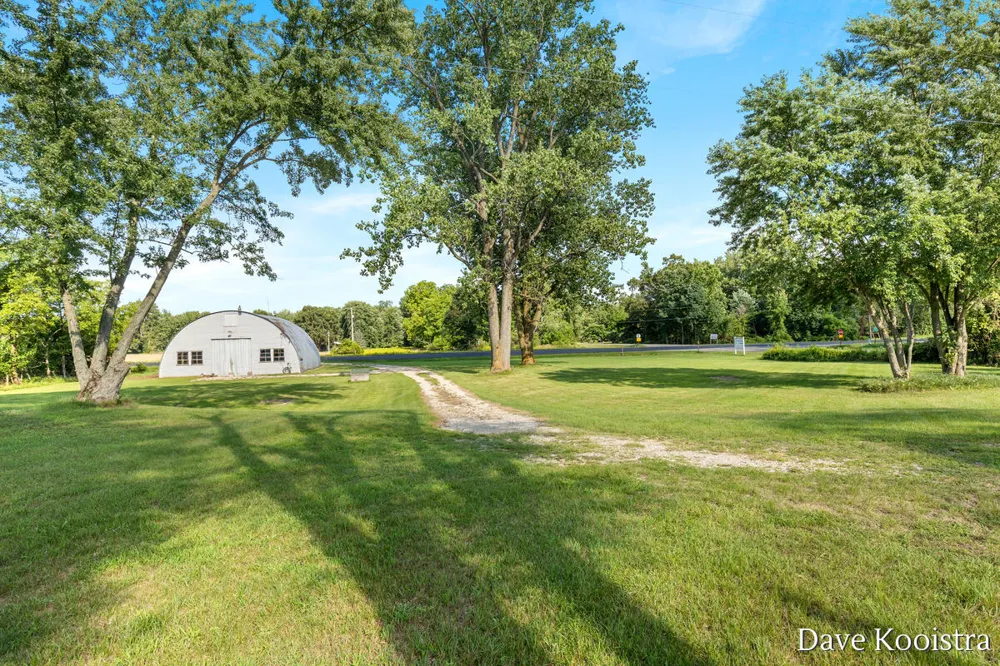 3606 30th Street Hamilton, MI 49419