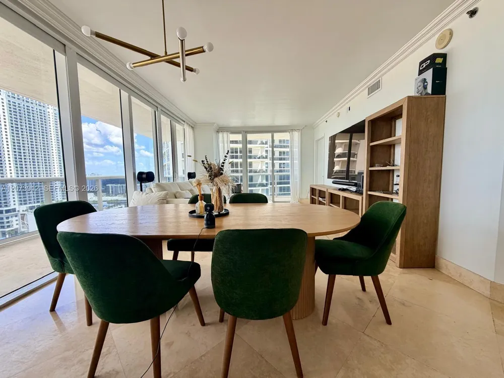 1830 S Ocean Dr #2108 Hallandale Beach, FL 33009