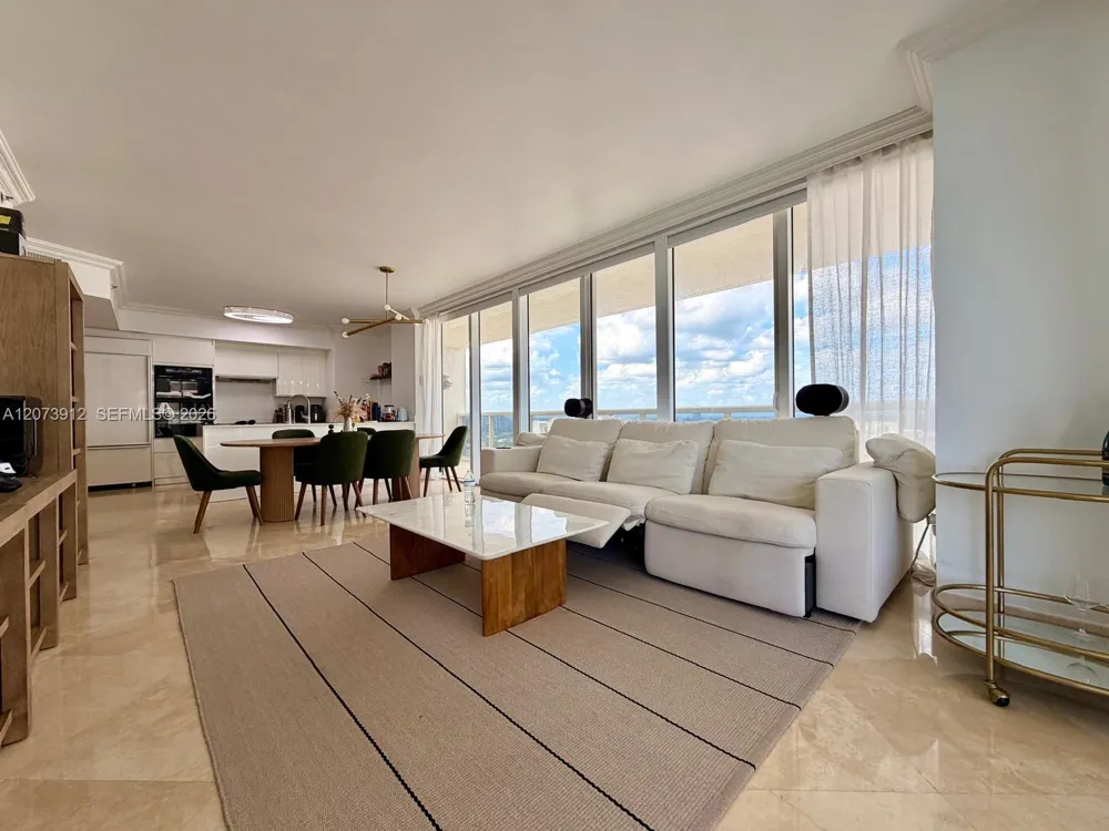 1830 S Ocean Dr #2108 Hallandale Beach, FL 33009