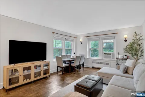 217 Prospect Avenue 5-2A