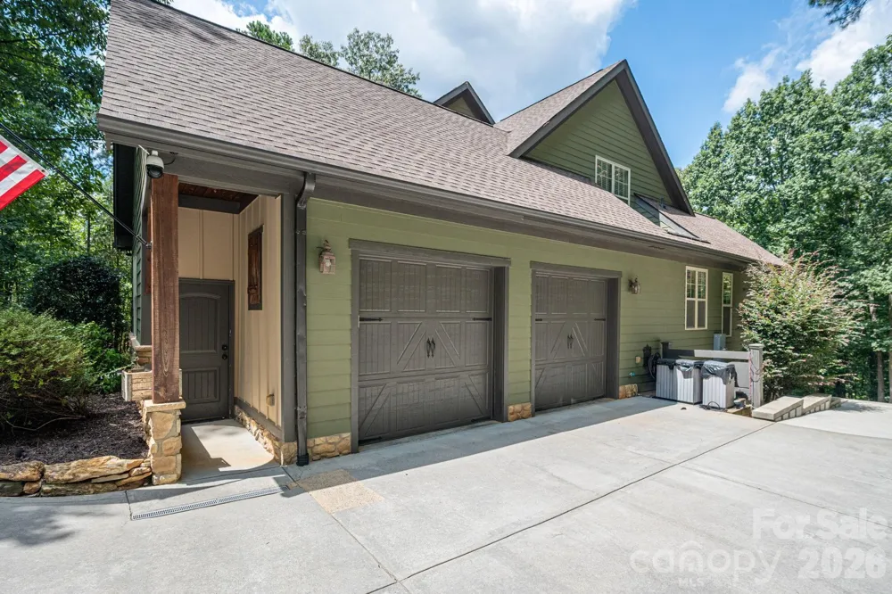 1903 Miners Creek Drive Lincolnton, NC 28092