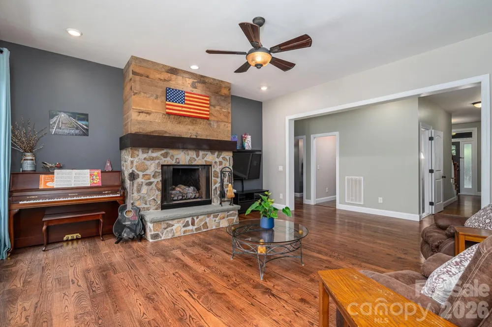 1903 Miners Creek Drive Lincolnton, NC 28092
