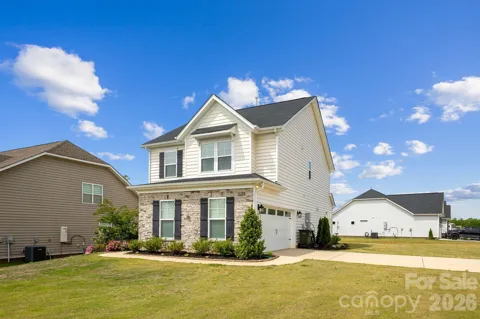 411 Hickory View Drive
