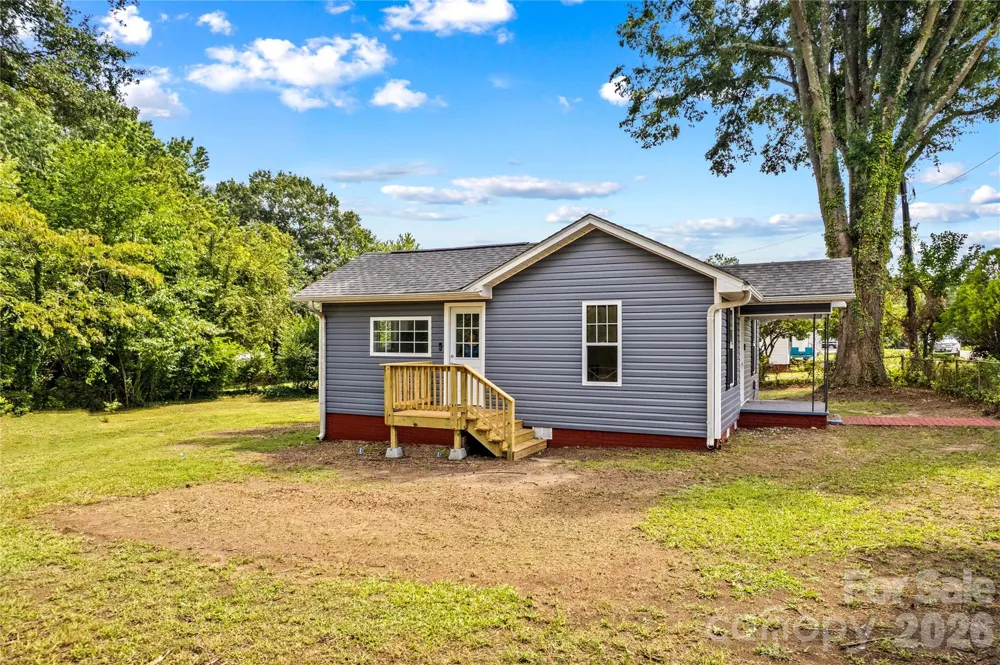 715 Central Avenue Landis, NC 28088