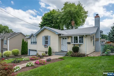 7 Oswego Avenue