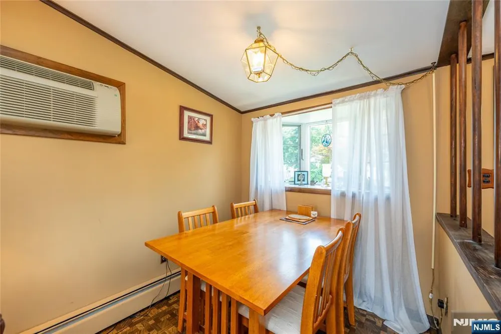 7 Oswego Avenue Par-Troy Hills, NJ 07034