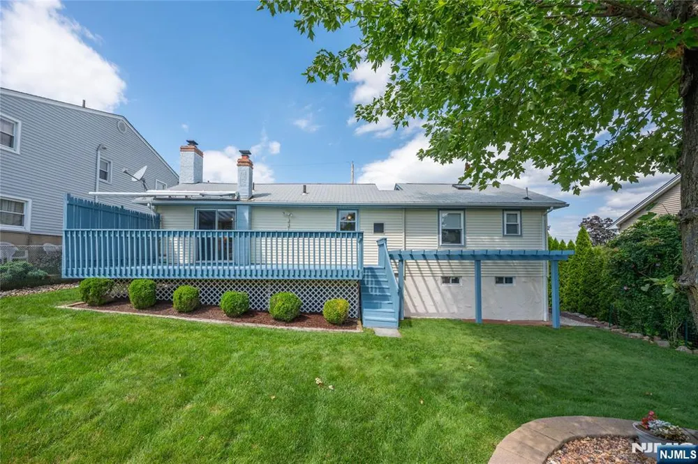 7 Oswego Avenue Par-Troy Hills, NJ 07034